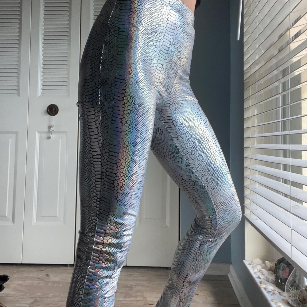 Disco Pants, Snakeskin Print Shiny Leggings - Picture 2 of 9